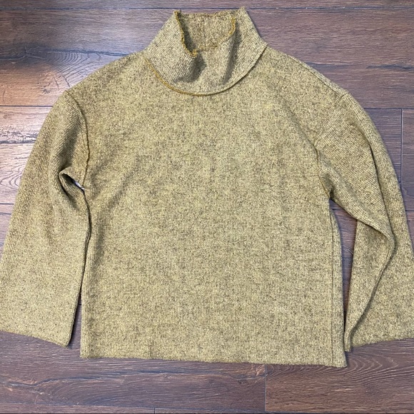 For the Republic drop shoulder ribbed high neck wide sleeves size medium top - Picture 10 of 10